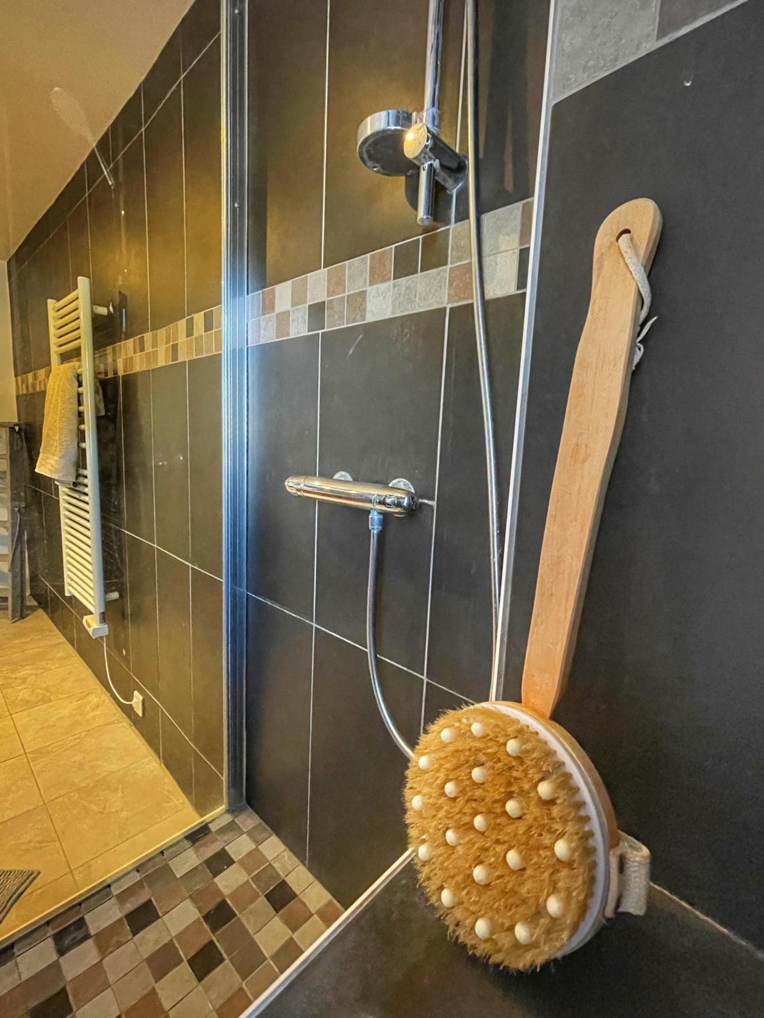 Apartamento Le Petit Delphia Apt Exterior foto